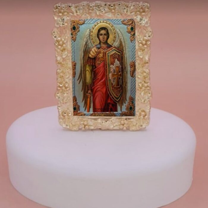 εικόνα άγιοι αρχάγγελος σε βότσαλο μπομπονιέρα βάπτισης-γάμου με 5 κλασσικά κουφέτα σε προσφορά
